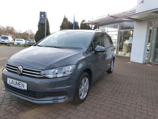 Volkswagen Touran 1.5 TSI DSG