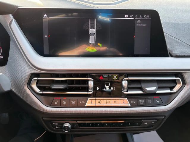 BMW 118 118d Advantage pakket Sedan