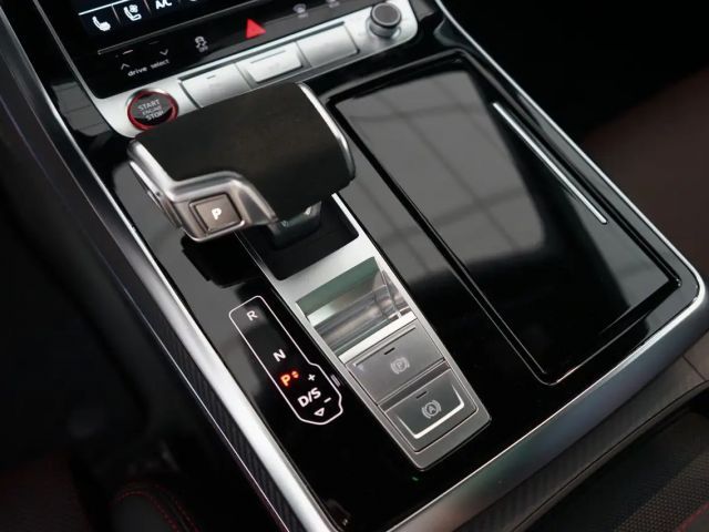 Audi RS Q8 Performance