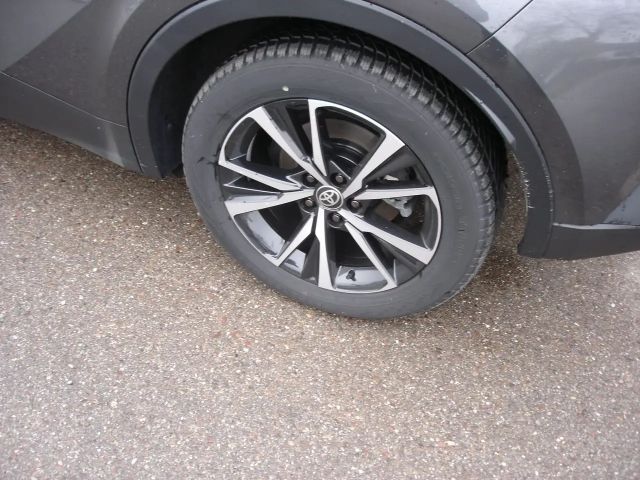 Toyota C-HR Hybride Team D