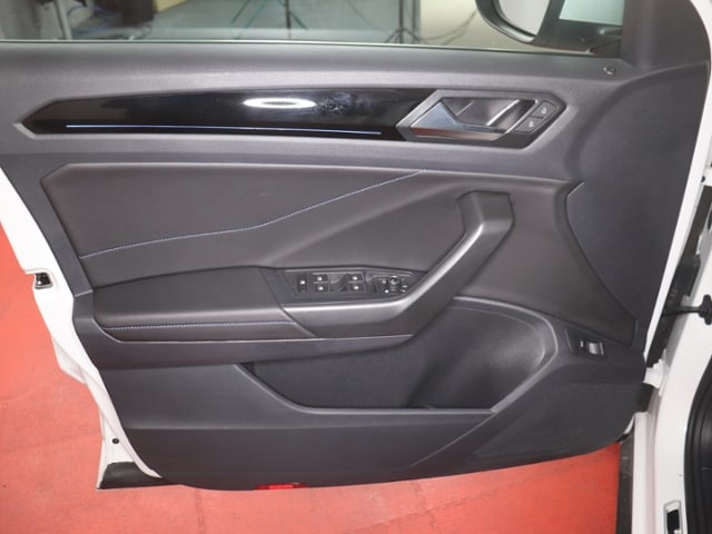 Volkswagen T-Roc 2.0 TSI DSG