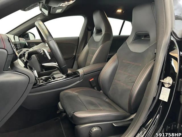 Mercedes-Benz CLA 180 AMG Line