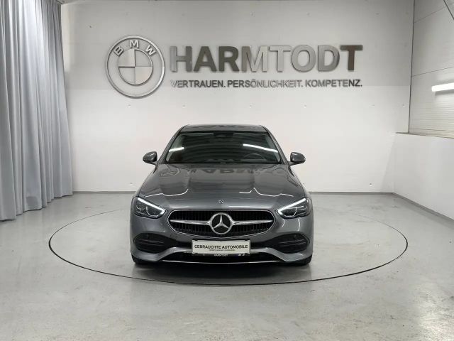Mercedes-Benz C 200 4MATIC AVANTGARDE Sedan