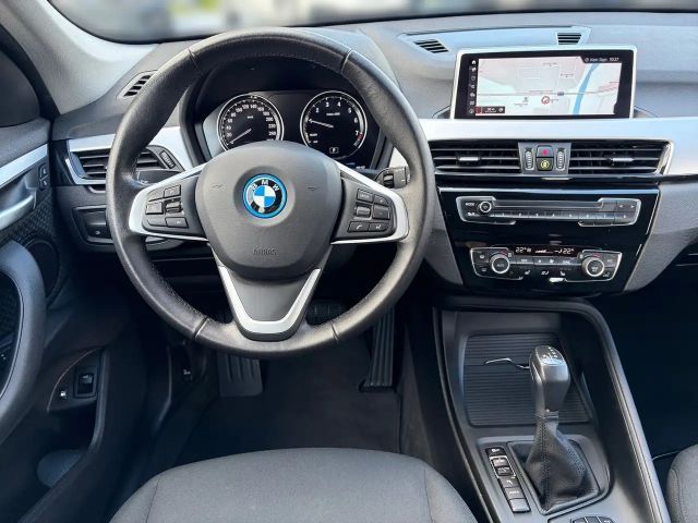 BMW X1 xDrive25e
