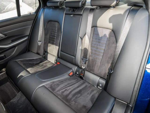 BMW 320 320e M-Sport Sedan