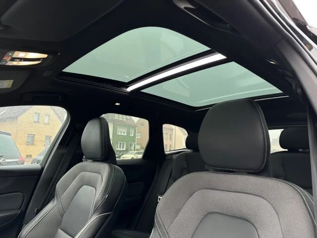 Volvo XC60 H&K Panorama Luftfahrwerk Standheiz 21-Zoll