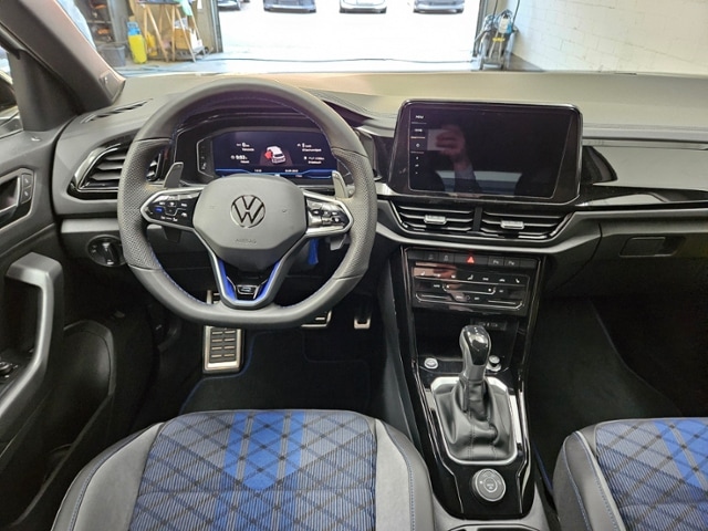 Volkswagen T-Roc AKRAPOVIC Anlage Navi beatsSound AHK