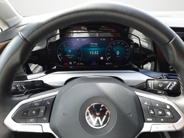 Volkswagen Golf 1.5 eTSI Golf VIII Variant