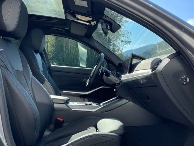 BMW 320 320d M-Sport Sedan xDrive