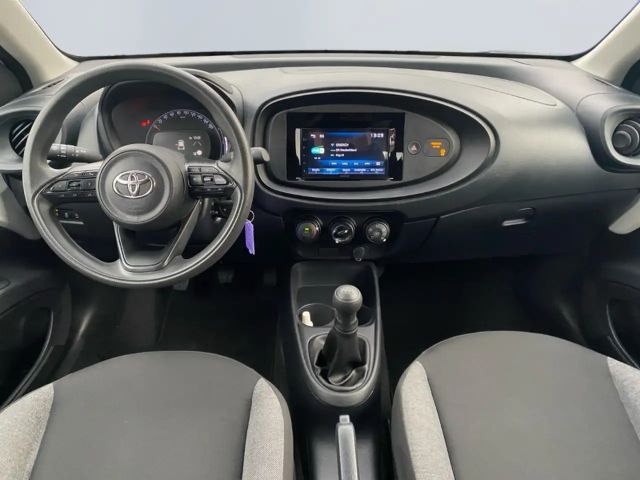 Toyota Aygo X Hatchback Play X-play