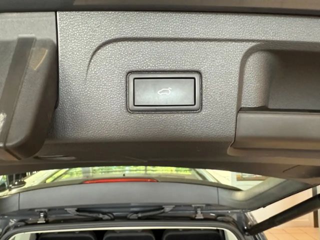 Volkswagen Touran 1.5 TSI DSG Highline