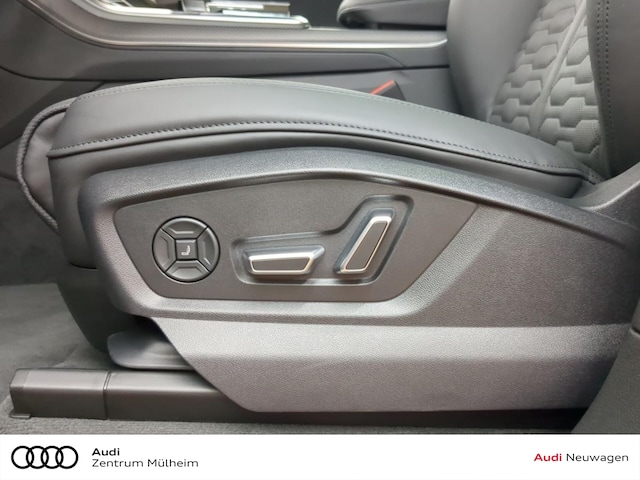 Audi RS Q8 Performance Quattro