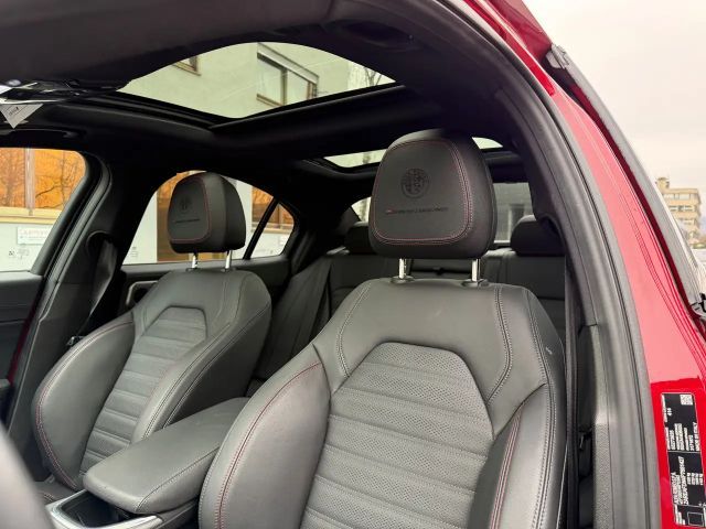 Alfa Romeo Giulia Q4