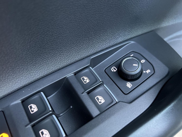 Volkswagen Polo 1.0 TSI DSG R-Line