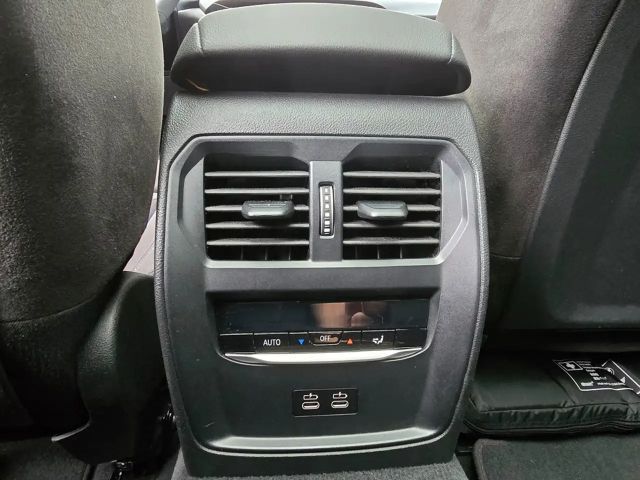 BMW 330 330e M-Sport Touring