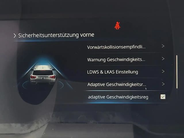 SsangYong Korando eMotion TITANIUM+ACC+LED+VERKEHRSZEICHEN