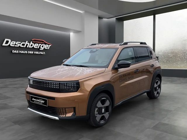 Fiat Grande Panda E La Prima