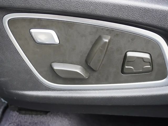 Renault Koleos Initiale Paris