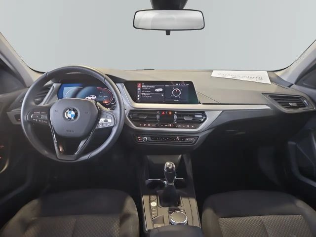 BMW 116 116d Advantage pakket Sedan