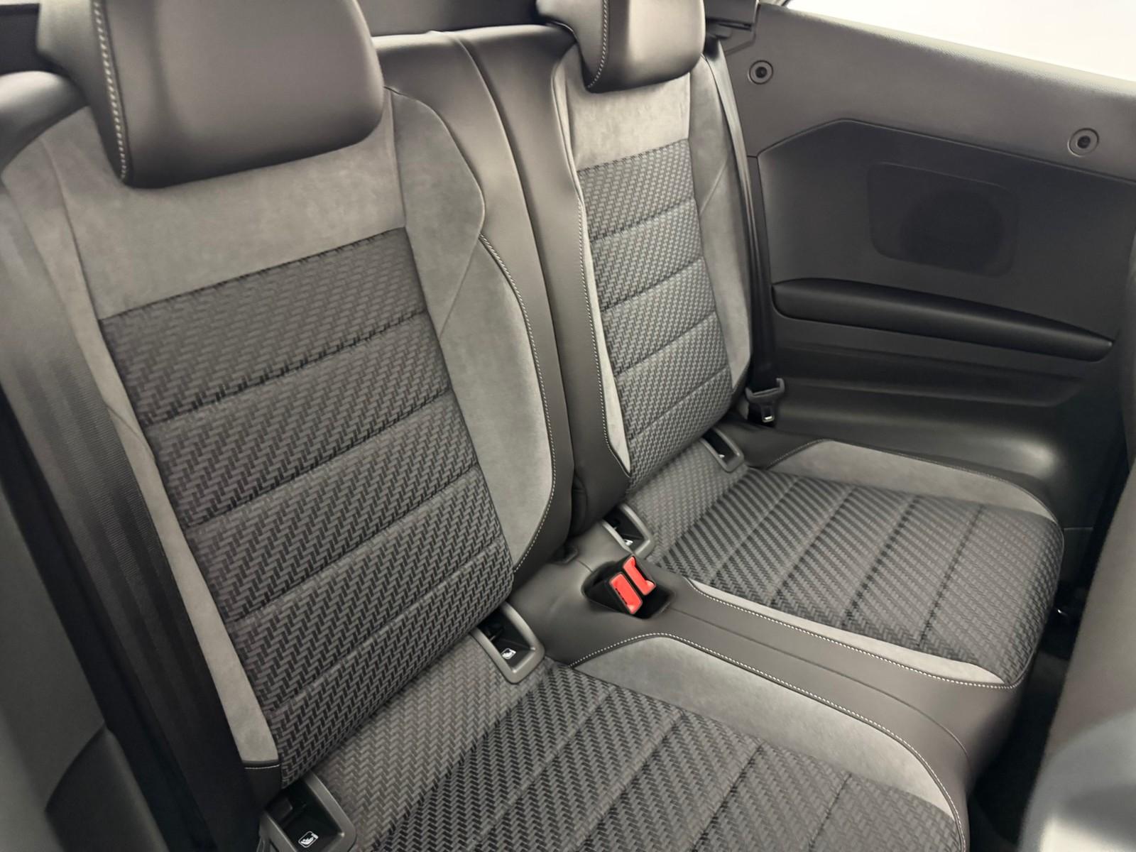 Volkswagen T-Roc 1.5 TSI Cabriolet DSG R-Line