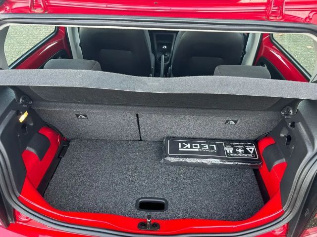 Volkswagen up! Move Move up!