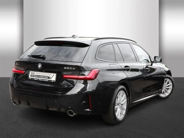 BMW 330 330d M-Sport Touring xDrive
