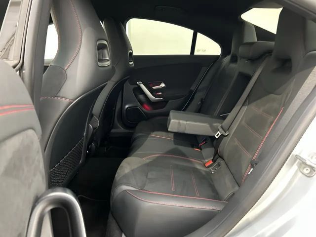 Mercedes-Benz CLA 200 AMG Line CLA 200 d Coupé