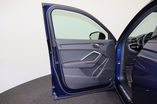 Audi Q3 40 TFSI Quattro S-Line S-Tronic