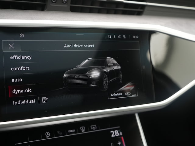 Audi A6 50 TDI Avant Quattro S-Line