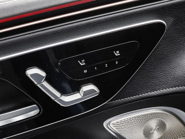 Mercedes-Benz EQE 350 Sedan