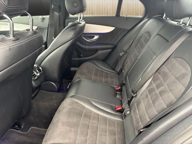 Mercedes-Benz C 180 AMG Line Sedan