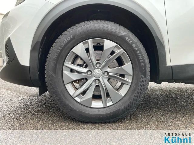 Peugeot E-2008 E-2008 Actice Pack Elektro 136 50 KW Batterie