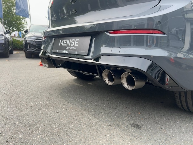 Volkswagen Golf Akra AHK Pano Harman Kardon