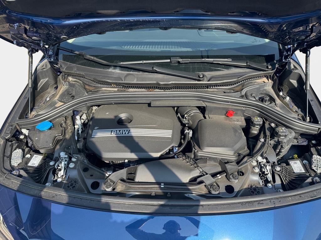 BMW 220 220i Active Tourer