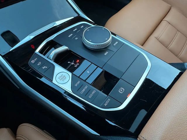 BMW 320 320d M-Sport Touring xDrive