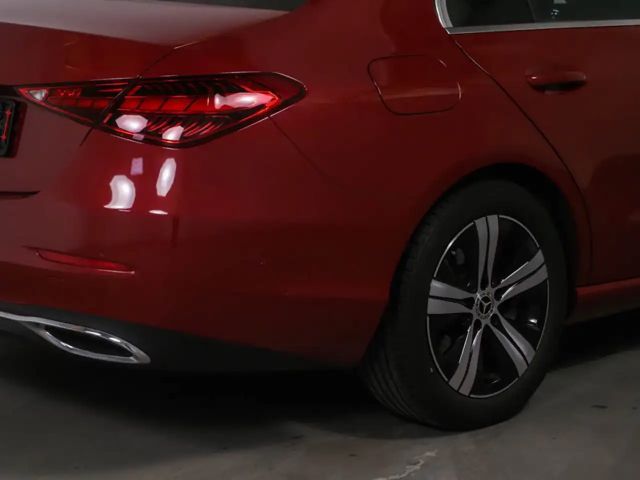 Mercedes-Benz C 180 AVANTGARDE Sedan