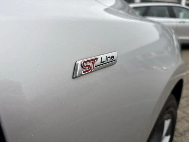 Ford Focus ST Line Wagon