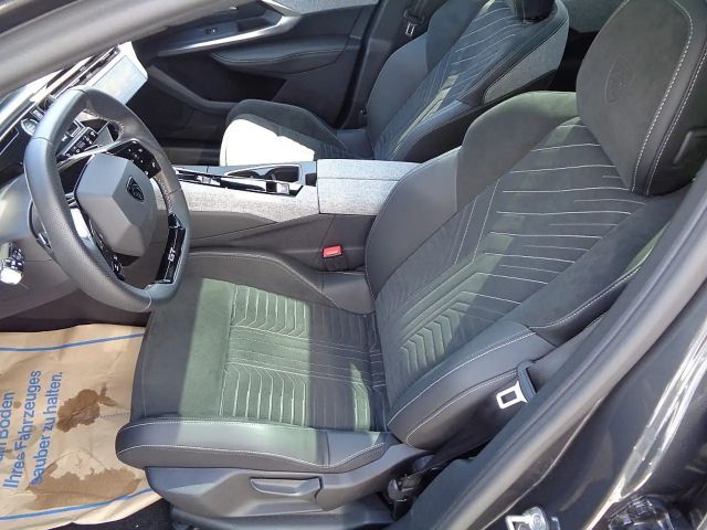 Peugeot E-5008 GT-Line