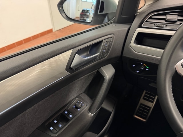 Volkswagen Touran 2.0 TDI DSG Move