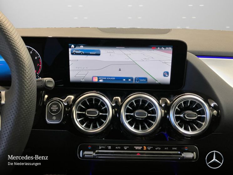 Mercedes-Benz GLA 180 AMG Line