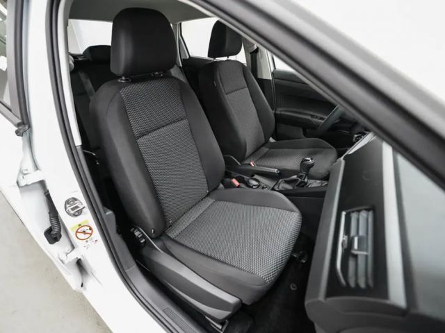 Volkswagen Polo 1,0 MPI Base