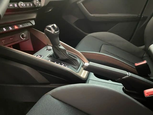 Audi A1 30 TFSI Allstreet S-Line