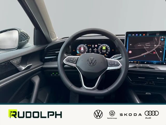 Volkswagen Passat 1.5 eTSI Business DSG