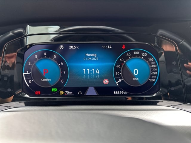 Volkswagen Golf 1.5 eTSI Golf VIII Variant