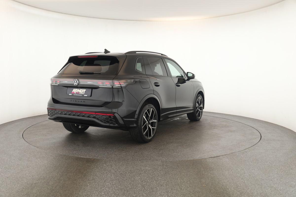 Volkswagen Tiguan 2.0 TSI DSG IQ.Drive R-Line