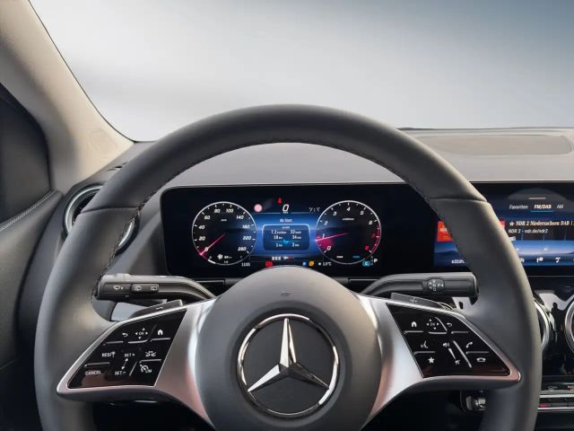 Mercedes-Benz B 180 Progressive