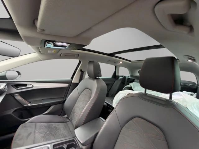 Seat Leon 1.5 eTSI FR-lijn Sportstourer