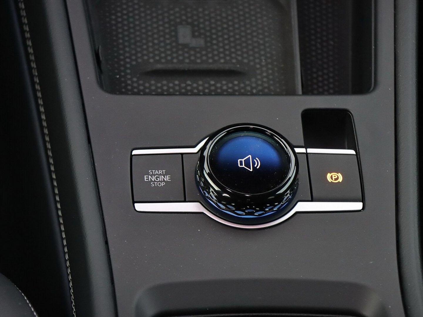 Volkswagen T-Roc 1.5 eTSI DSG IQ.Drive R-Line