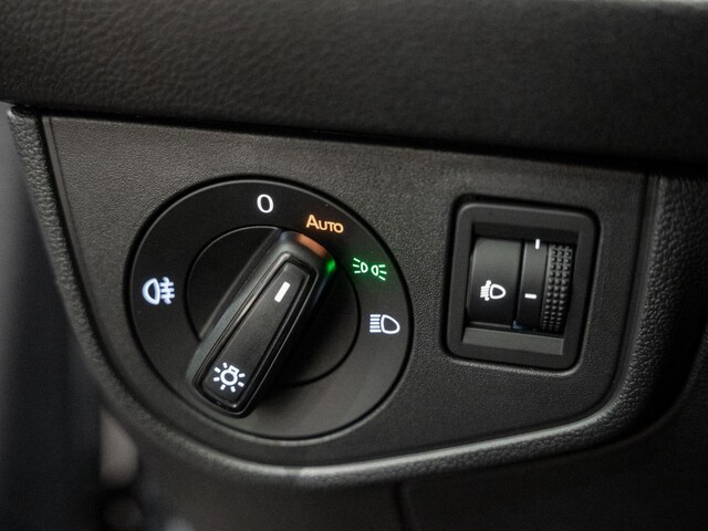 Volkswagen Polo 1.0 5-Gang SHZ SpurH Virtual PDC LED