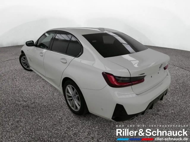 BMW 320 320d M-Sport Sedan xDrive